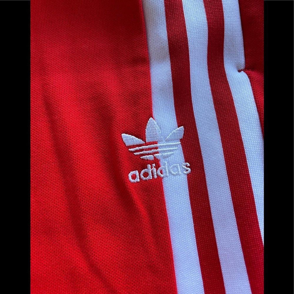 ADIDAS - Cute like new red size L pants. ❤️